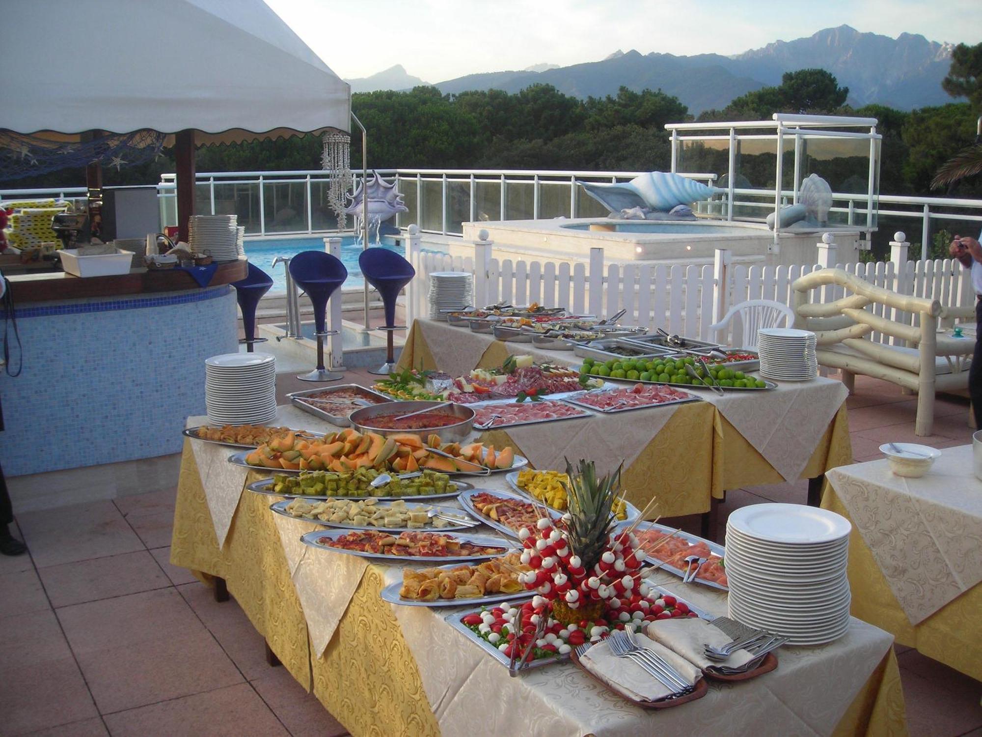 Hotel Residence Villa Marzia Marina di Pietrasanta Buitenkant foto