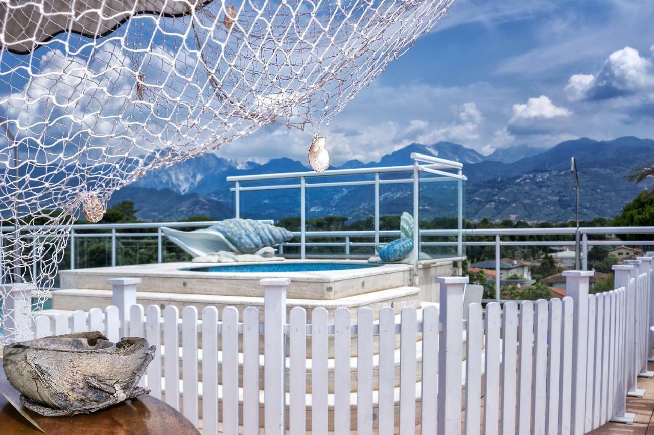 Hotel Residence Villa Marzia Marina di Pietrasanta Buitenkant foto